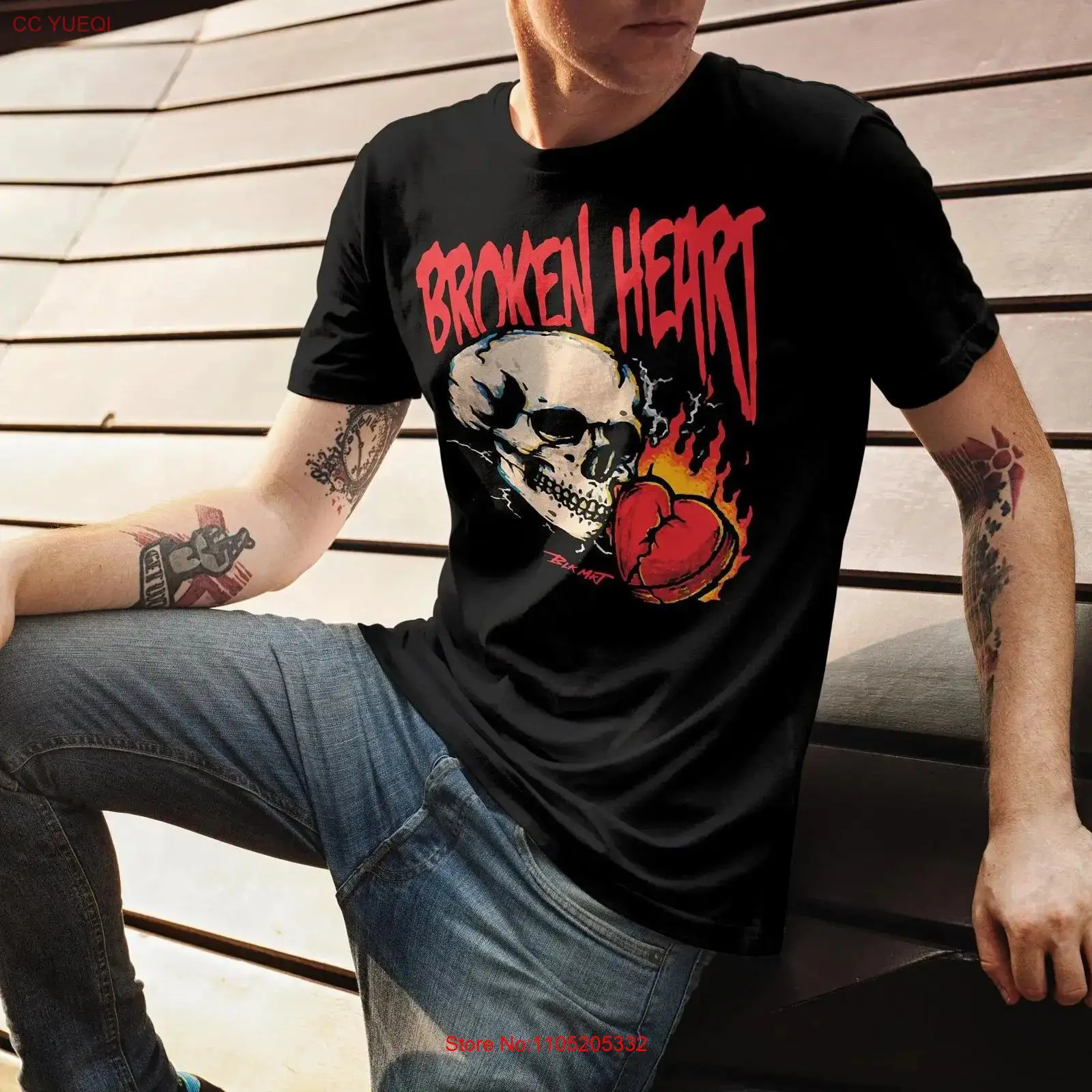 Vintage Urban Fashion - トレンドのストリートウェアTシャツ、綿100%、環境に優しい水性インク、メンズアーバンファッション、ブラック、壊れたハートのスカル、ヴィンテージウォッシュ加工