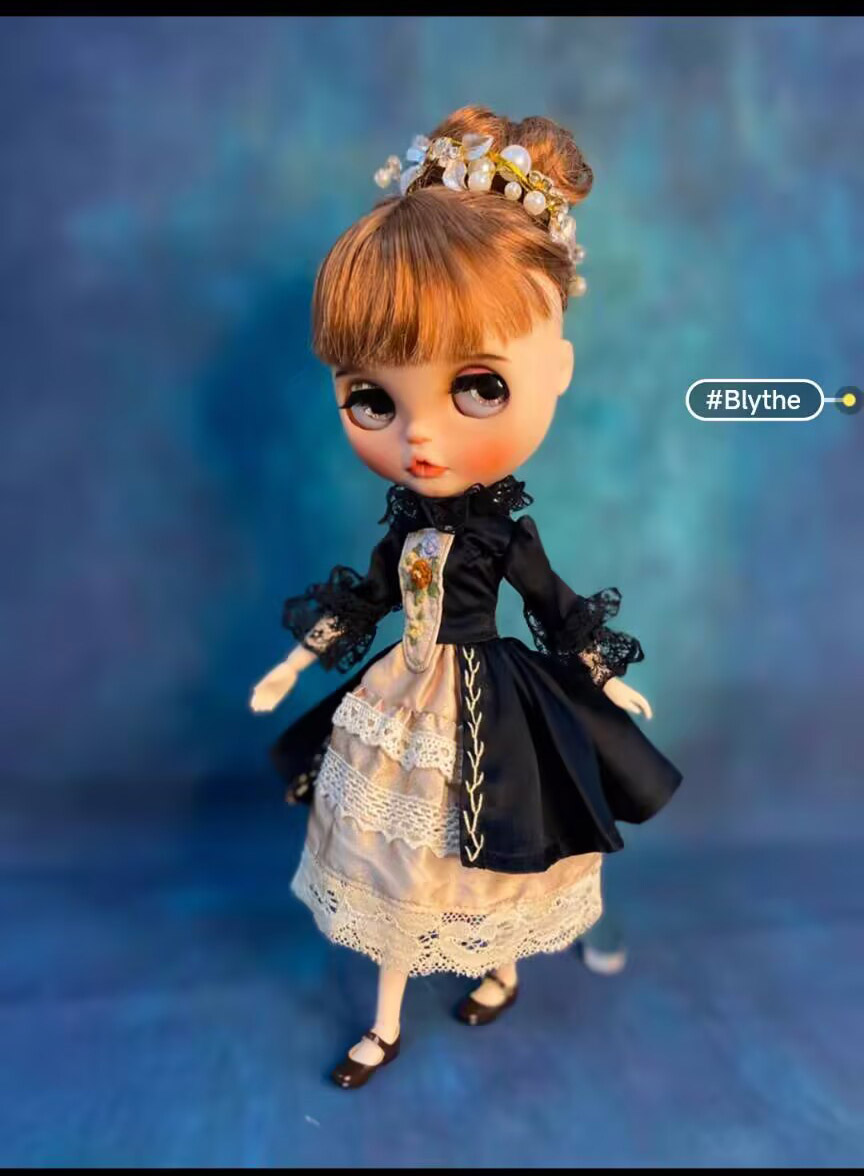 Vintage Fashion Doll - 1 個アンティークレトロブライス/landoudou シルクワンピースドレス (アゾン、プーリップ、Ob22、24、26、リカちゃんに適合)