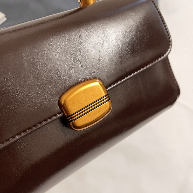 高級ブランド バッグ ショルダーバッグ ハンドバッグ新着商品 - Vintage Fashion Boutique のレビューと価格