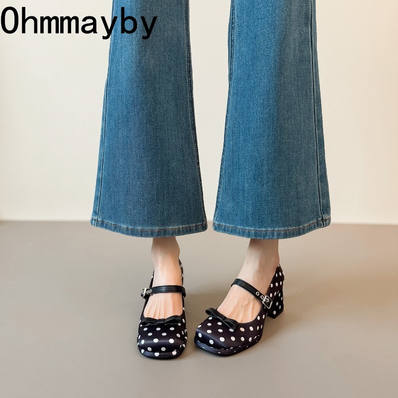 ヴィンテージ厚いヒールポルカドット女性メリージェーンシューズ - Vintage Fashion Wear のレビューと価格