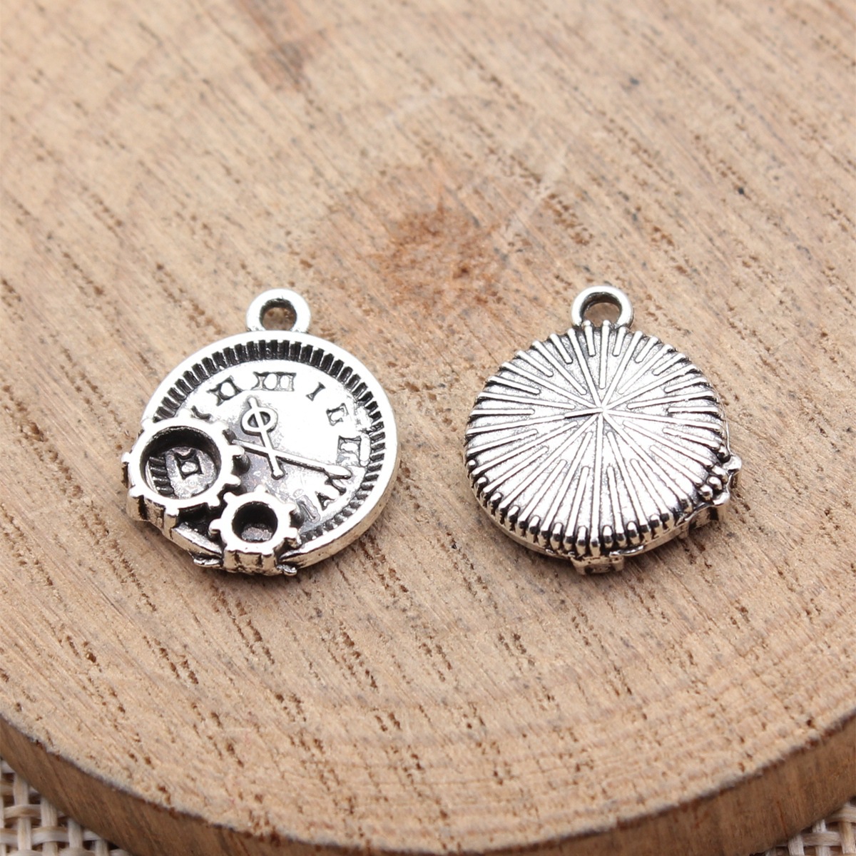 WYSIWYG 10 個 16 × 14 ミリメートル 2  - Vintage Fashion Jewelry のレビューと価格