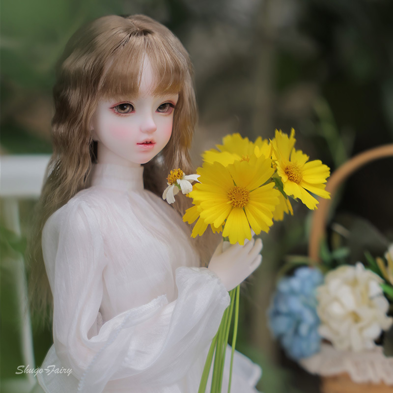 おもちゃの人形,理髪人形,柔らかい白,笑顔の表現,関節式,1 - Vintage Fashion Doll のレビューと価格